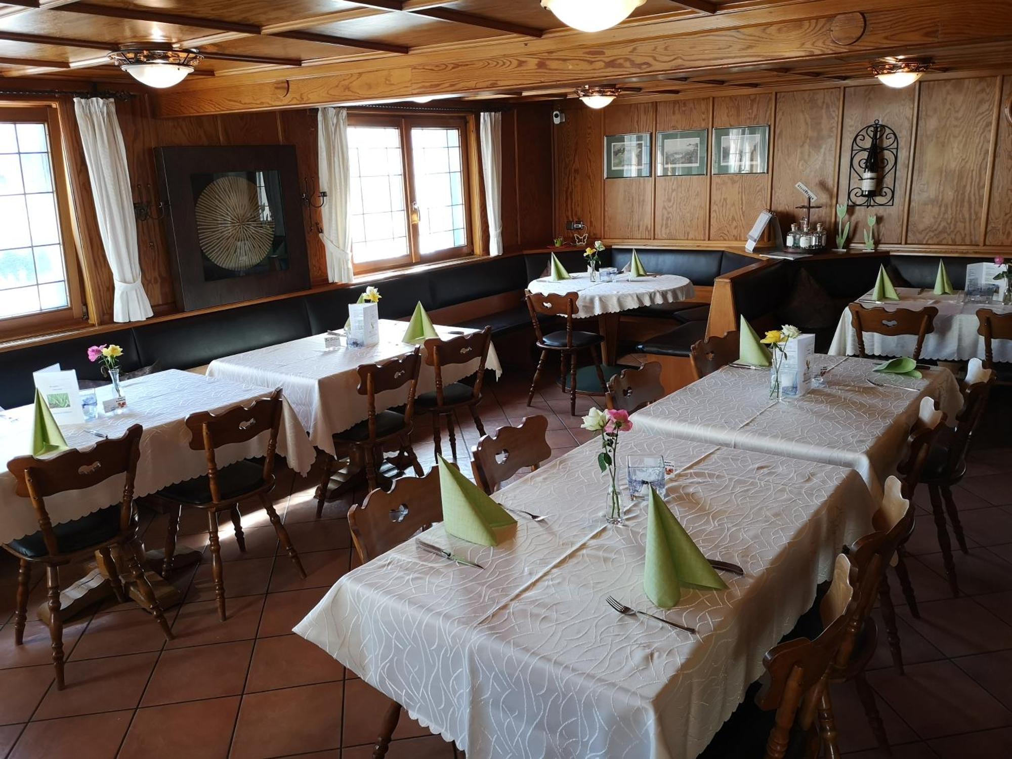 Hotel Dreikoenig & Restaurant Seegourmet Хагнау Екстериор снимка
