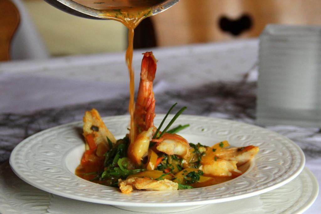 Hotel Dreikoenig & Restaurant Seegourmet Хагнау Екстериор снимка