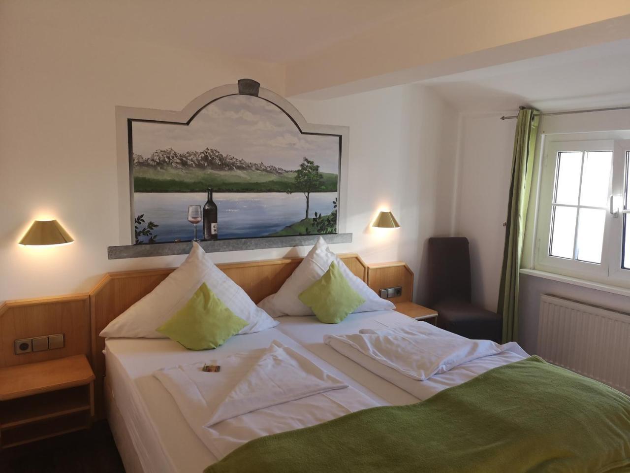 Hotel Dreikoenig & Restaurant Seegourmet Хагнау Екстериор снимка